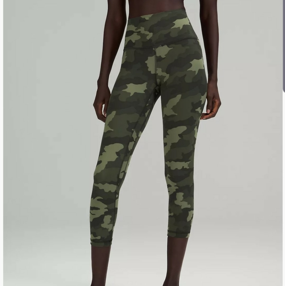 Lululemon NWT Align HR Crop 23" Camo Legging sz 4